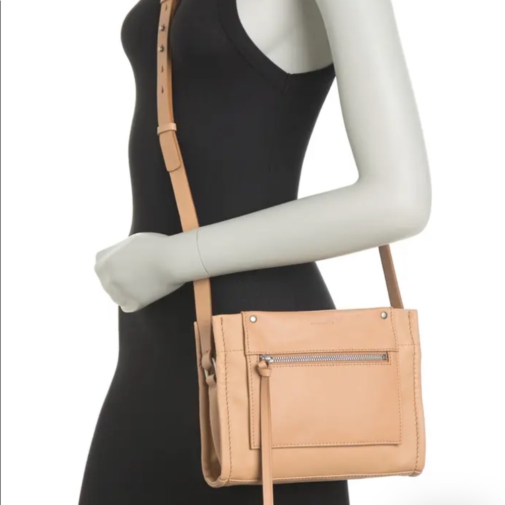 New🌿Lucky Brand a small and structured Leather Crossbody Bag